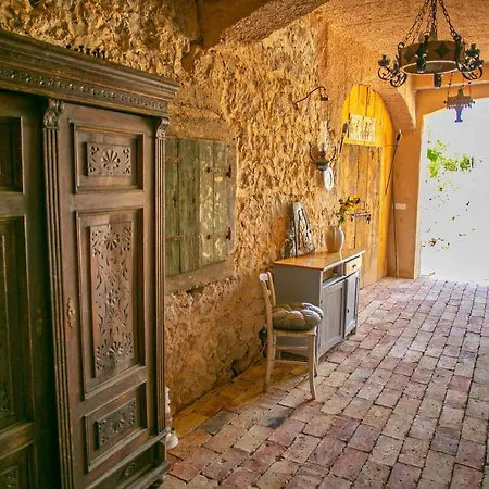 Villa Terra Arhaica - Authentic House And Traditional Breakfast